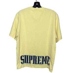 SUPREME Contrast Appliqué S/S Top Tee T-Shirt Pale Yellow FW22 Size small new